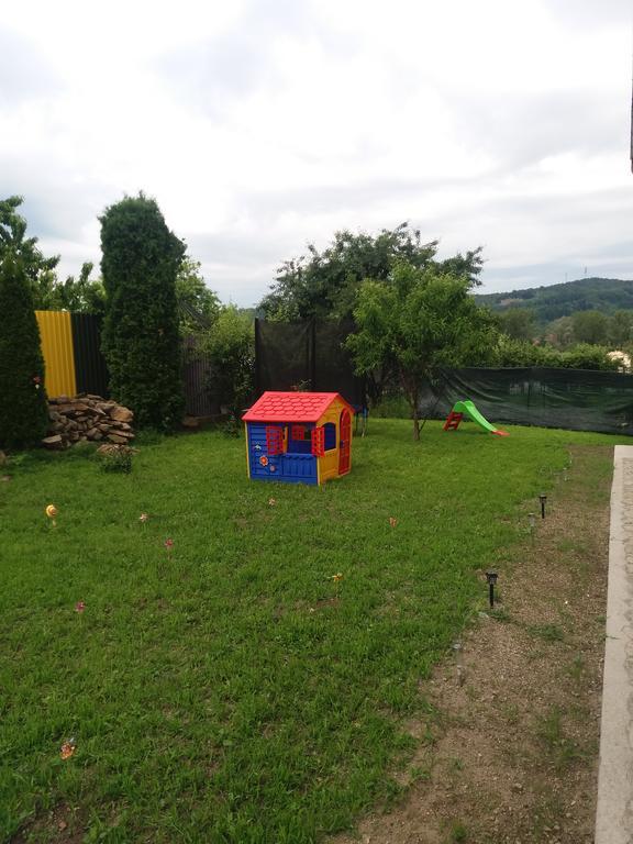 Casa Ariana Hotel Árgyasudvarhely Kültér fotó